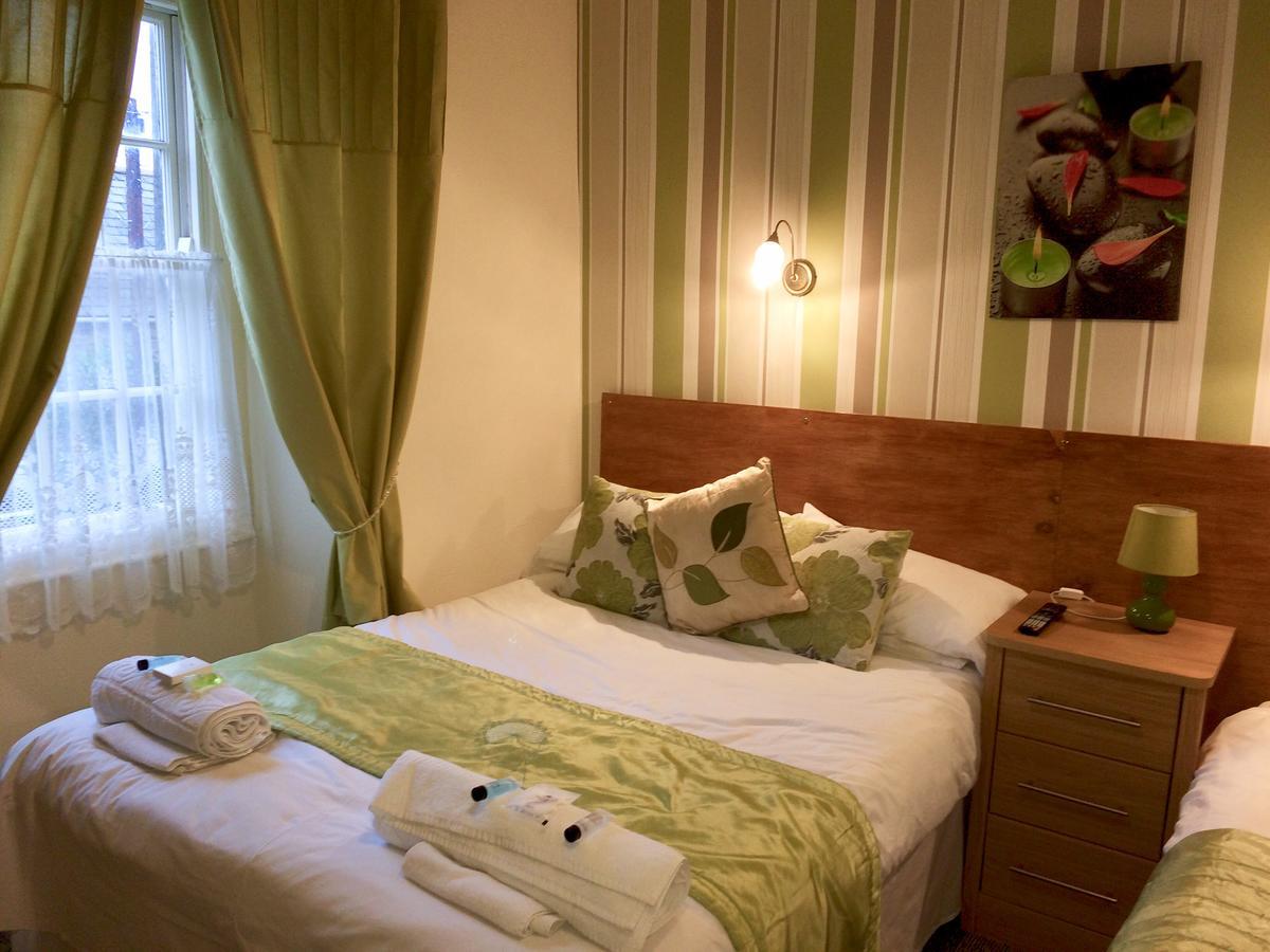Manor House Hotel And Restaurant Халтвисл Экстерьер фото