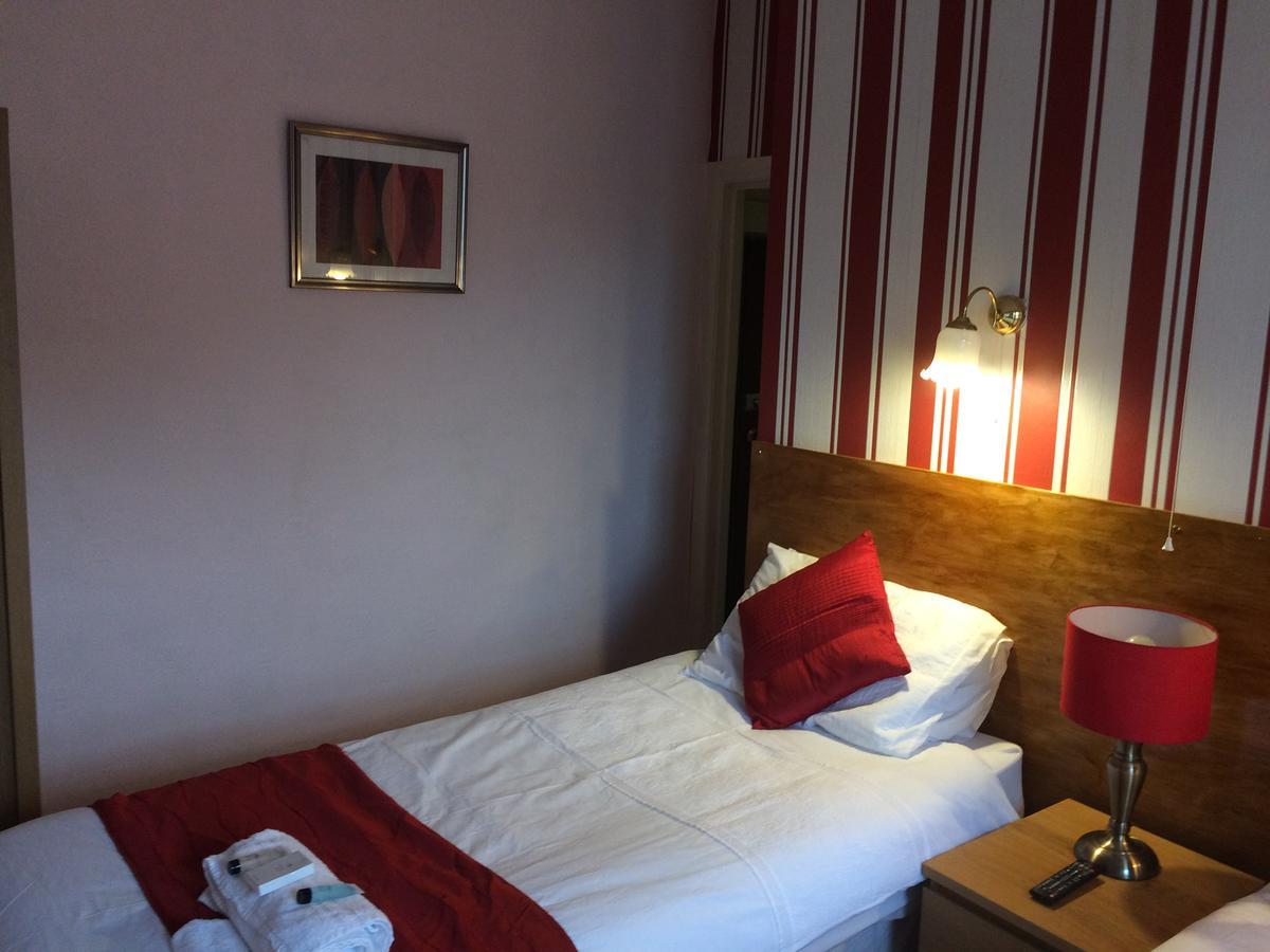 Manor House Hotel And Restaurant Халтвисл Экстерьер фото