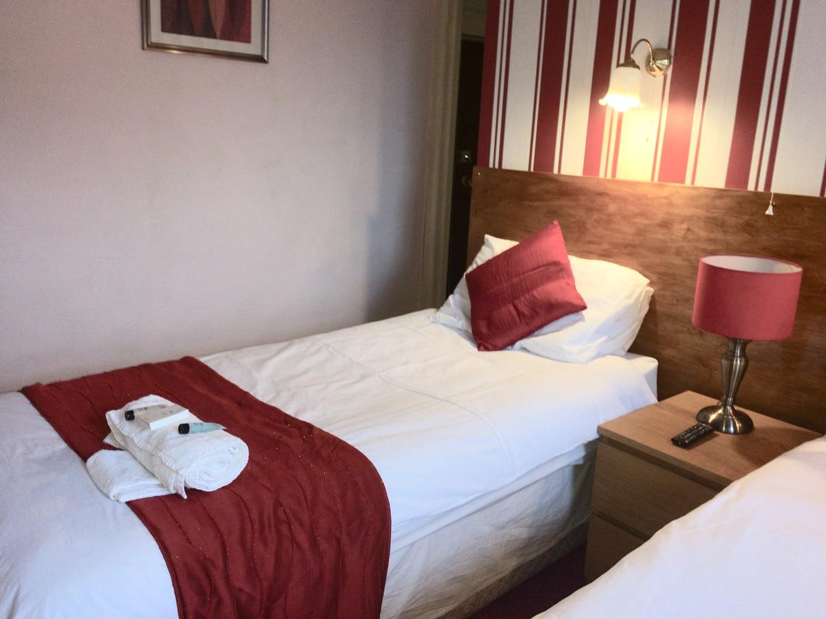 Manor House Hotel And Restaurant Халтвисл Экстерьер фото